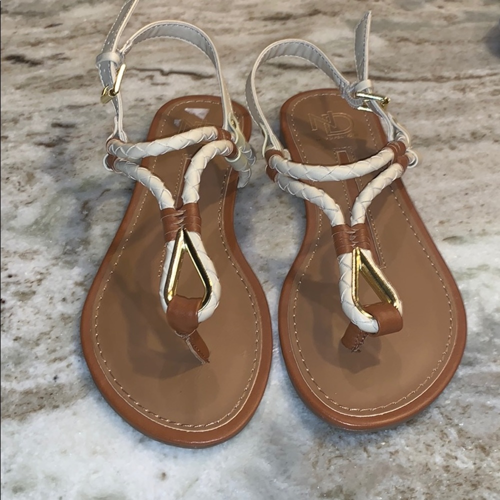 New Directions Braided Rope Sandals NEW SZ 6.5